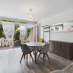 Lumineux 4-6 Pers Avec Terrasse, Parking Et Cuisine Equipee A - Fr-1-326-502