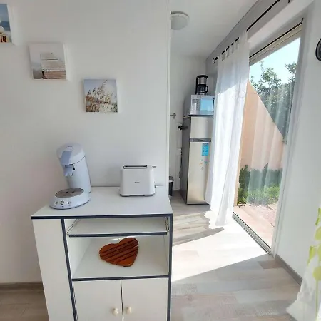 Апартаменты Lumineux 4-6 Pers Avec Terrasse, Parking Et Cuisine Equipee A - Fr-1-326-502 *