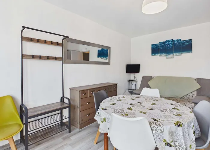 Apartamento Lumineux 4-6 Pers Avec Terrasse, Parking Et Cuisine équipée à - Fr-1-326-502 Marseillan (Herault)